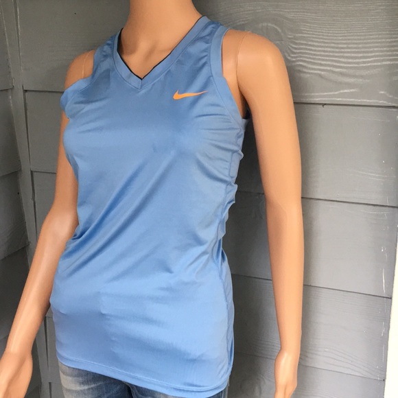 ⚡️Nike Pro Dri Fit Training Top - Picture 6 of 8